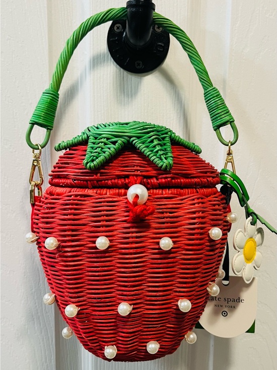 kate spade Handbags - kate spade New York Red Strawberry Wicker Top-Handle Bag with Daisy Bag Charm.